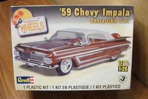 REVELL CALIFORNIA WHEELS '59 CHEVY IMPALA CONVERTIBLE MODEL KIT 1/25 SCALE - Picture 1 of 3