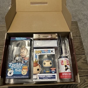 Freddy Funko Fun On The Run 25 Travel Edition Box - Picture 1 of 9