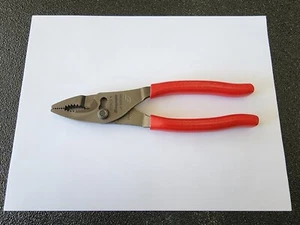 Snap-on Tools USA NEW RED 8" Soft Grip Combo Slip-Joint Pliers w/ Cutter 137ACF - Picture 1 of 10