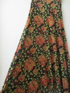 LALAROE BLACK & MULTI-COLOR FLORAL DESIGN SKIRT SIZE S - NWT - Picture 1 of 6