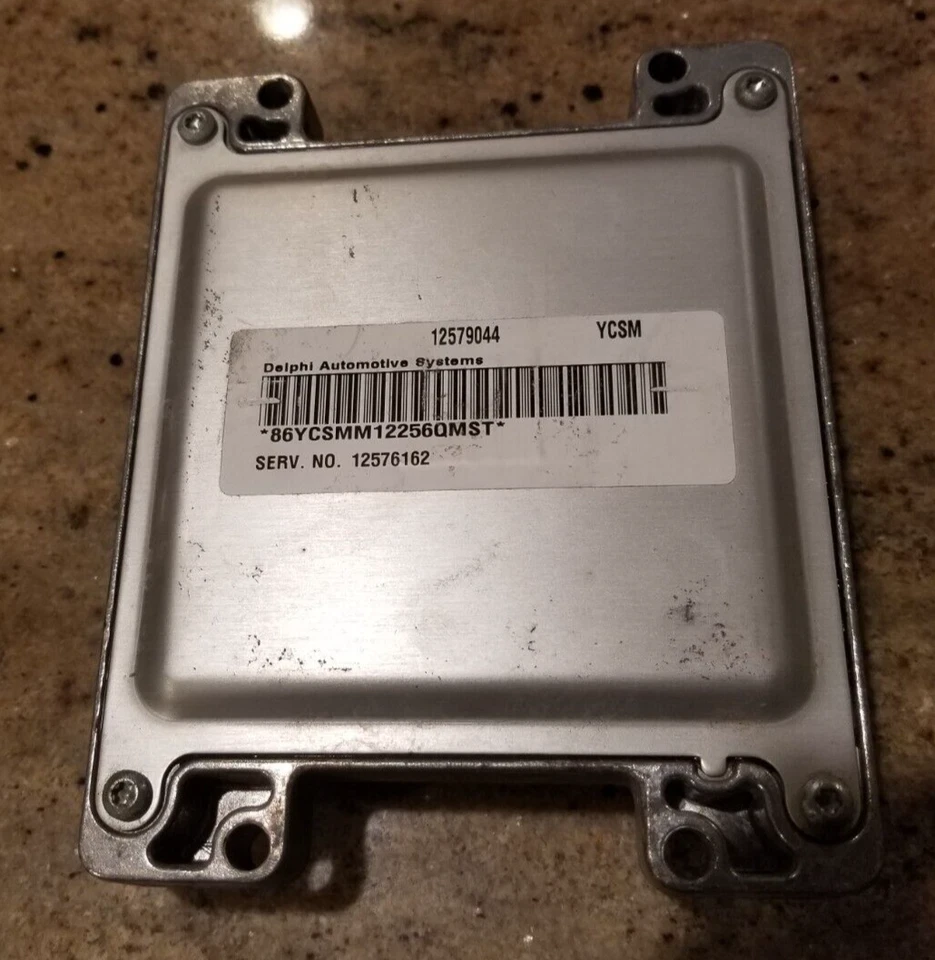 2003 Saturn LW200  - Automatic - ECM ECU - # 12579044 - Image 1 of 1