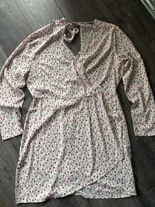Boohoo Womens floaty floral long sleeve wrap skater summer dress UK 18 - Picture 1 of 7