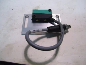 NUOVO PEPPERL FUCHS NBB4-F1-A2 5M INTERRUTTORE DI PROSSIMITÀ USO GENERALE P3392 - Foto 1 di 4
