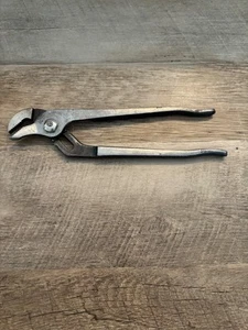 Utica 507-10 Groove Joint Adjustable Pliers, 9 1/2" - Picture 1 of 5