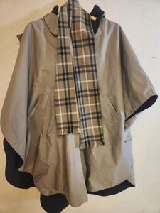 VINTAGE - WOOLRICH TRENCH CAPE - Picture 1 of 3