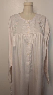 Vintage Enchantmates Miss Elaine Womens Pink Floral Long Nightgown Buttons 3XL - Image 1 of 4