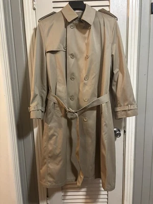 VTG Oleg Cassini Khaki Double Breasted Trench Coat Size 42R w Removable Liner - Image 1 of 4