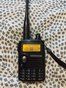 KENWOOD TH-F7E VHF UHF RADIO - Zdjęcie 1 z 7