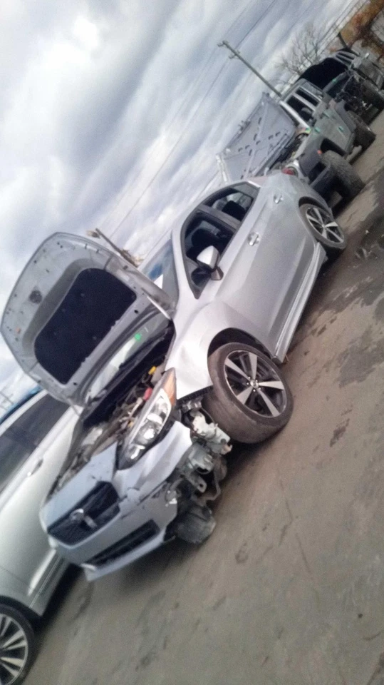 Conjunto de suspensión trasera izquierda Ind Rr usado se adapta a: Subaru Impreza 2017 sin cruz Foto 1 de 4