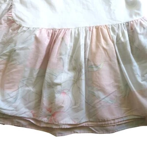 Vintage 1986 Gloria Vanderbilt Queen Bed Skirt Pastel Floral Lily 13" Drop USA - Picture 1 of 8