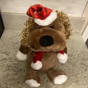CANE DI NATALE CHE CANTA E ULULA, canta varietà di preferiti natalizi, di DanDee - Foto 1 di 11