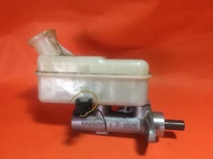 Brake Master Cylinder 2012 Sedona Sku#2202186 - Bild 1 von 2