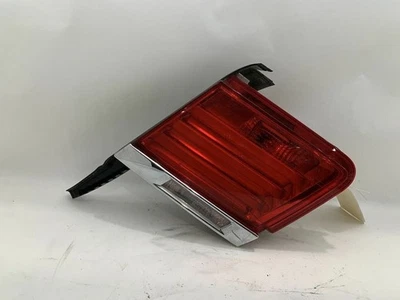 BMW 740i 750i 2009-2012 luz trasera derecha montaje tapa 63217182206 OEM usado Foto 1 de 4