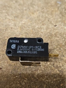 OMRON/ D2MV-01-3C2 / MICROSWITCH NEW BULK SWITCH / 2 PIECES (qzty) - Imagen 1 de 1