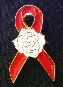 Pin de Solapa Roja Rosa Blanca Linfoma Concientización sobre el Cáncer Tac Enchapado en Oro Nuevo - Imagen 1 de 4