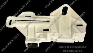 Lincoln Mark V 1977-1979 regulador de ventana de plástico con parachoques de goma lado derecho NUEVO - Imagen 1 de 2