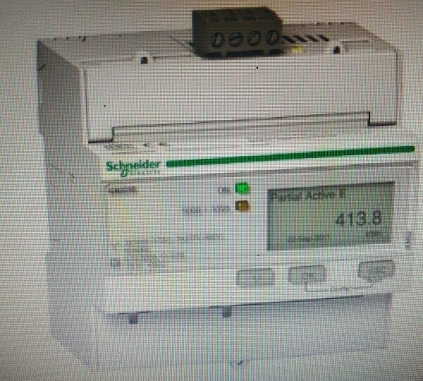 Schneider TRIPHASE KWH METER SCDA9MEM3250, CT Modbus, One-Tariff, DIN Rail Mount - Image 1 of 1