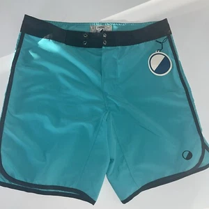 Chort For Men Well en Size 32 - Picture 1 of 6