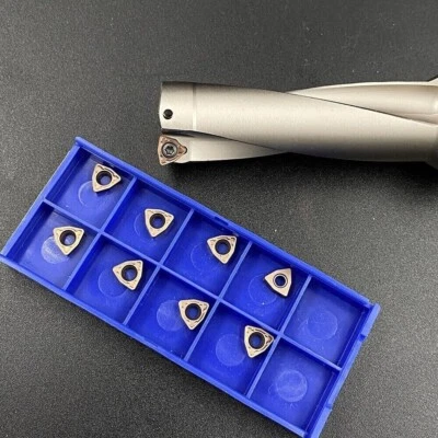 Taladro índice WC-21-4D-C25 Taladro U Φ21mm-4D+CNC WCMX040208FN inserto de carburo Foto 1 de 4