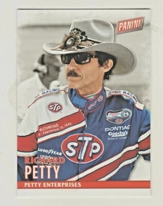 Panini Black Friday Racing 2016 #47 Richard Petty Nascar QTY disponible - Imagen 1 de 4