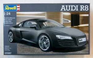 REVELL 07057. AUDI R8.  1/24 scale Plastic Kit - Picture 1 of 9