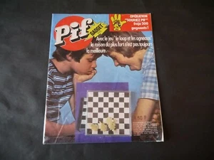 VAILLANT PIF GADGET N° 433 AVEC GADGET LE JEU DU LOUP ET LES AGNEAUX - Picture 1 of 1