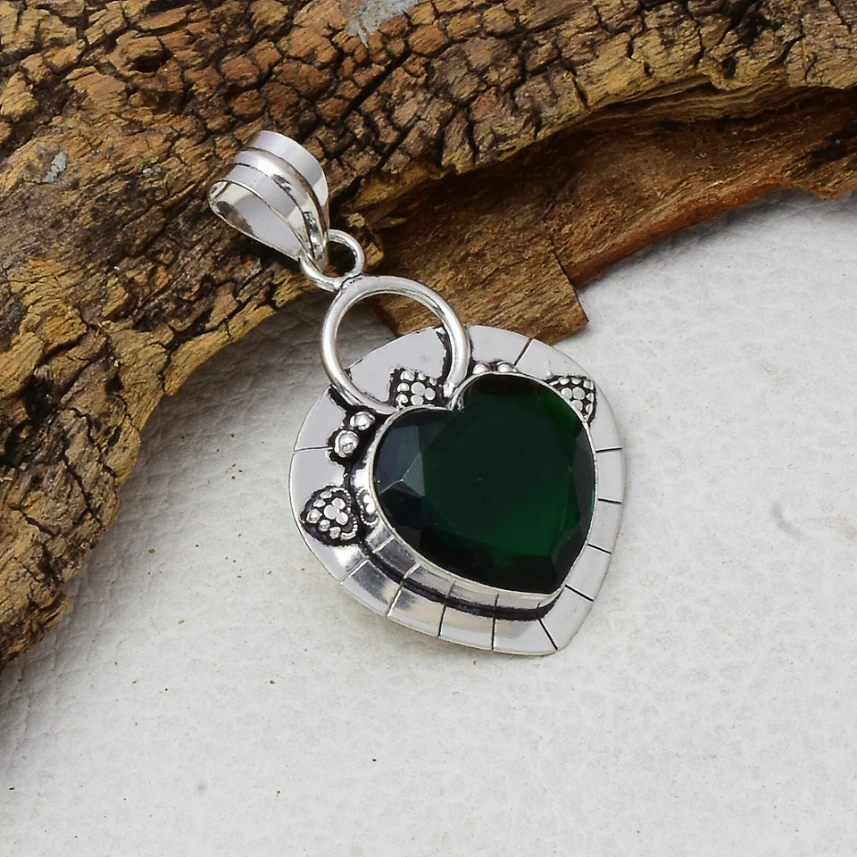 Maravilloso colgante hecho a mano de plata de ley 925 con piedras preciosas de diopsido de 2,1" Foto 1 de 3