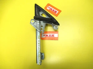 DOOR MIRROR MOUNT BRACKET CORNER GLASS WINDOW TRACK RUBBER SEAL RH CELICA 94-99 - Picture 1 of 24