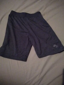 Place sport boys short size 5t grey good condition. - Picture 1 of 3