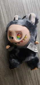 pop mart los monstruos gris - Imagen 1 de 11