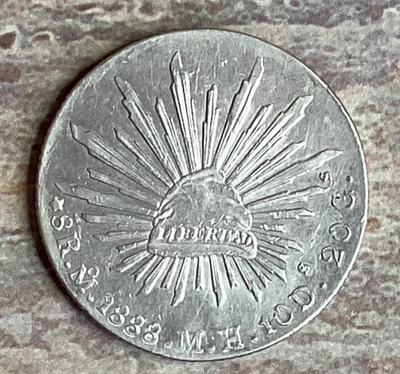 México 1888 8 reales con una marca de chuleta Foto 1 de 3