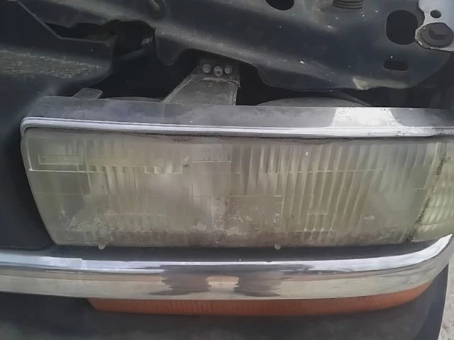 1998–2004 Chevy S10 Headlight Front Left - Image 1 of 1