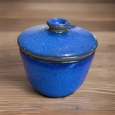 Plato de azúcar azul piedra lunar Heath Ceramics con tapa hecho en EE. UU. Foto 1 de 4