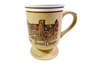 Roadside Keramik Grand Canyon Kaffeetasse Becher hellbraun geprägt erhöhter Sockel - Bild 1 von 7
