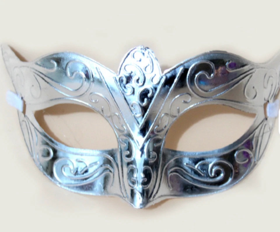 Correa Ajustable Ligera PVC Media Cara Halloween Cosplay Máscara Galvanizada Foto 1 de 1