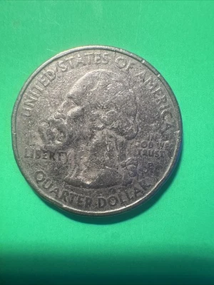 2000 P Washington New Hampshire‘Elephant Man’ error  quarter .insane mint error! - Image 1 of 4