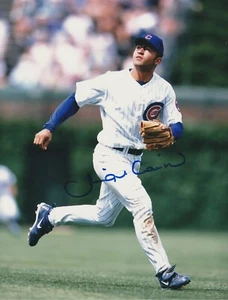MIGUEL CAIRO CHICAGO CUBS ACTION SIGNED 8x10 - Picture 1 of 1