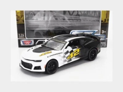 MOTOR-MAX 73797 CHEVROLET - CAMARO ZL1 N 42 RACING 2017 - WHITE BLACK - 1/24 - Immagine 1 di 2