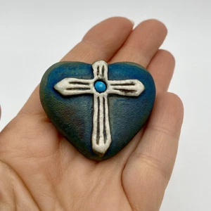 Raku Potteryworks Miniature Ceramic Heart Stone Cross Paperweight - Picture 1 of 4