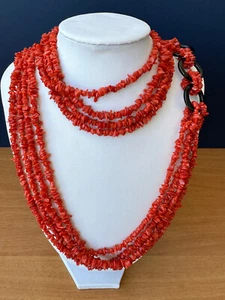 Collana a "scaglie" di vero corallo rosso del mediterraneo e anelli di onice - Picture 1 of 9