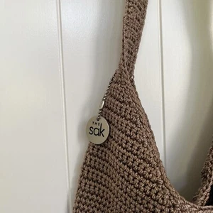 The Sak Crochet Shoulder Bag Beige Unused Press Stud Closure Boho Vintage - Picture 1 of 7