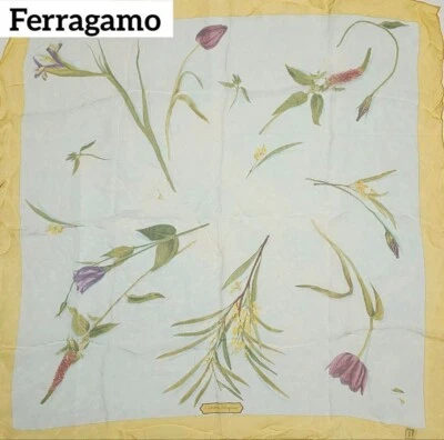 Salvatore Ferragamo Bufanda Gasa Floral Talla 33inx33in Usado en Japón Foto 1 de 4