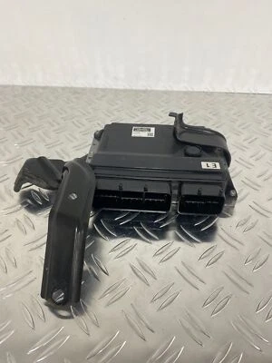 Centralina motore centralina motore TOYOTA RAV 4 III (A3) 8966142C12 - Immagine 1 di 4