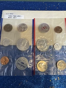 1962 U.S. Mint Set as issued by U.S. Mint.  10 coins Both "P" & "D". - Picture 1 of 13