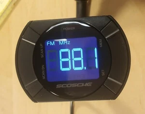 Scosche Tuneit FM Transmitter W/ Digital Display FM Stereo Flexible Neck - Picture 1 of 8