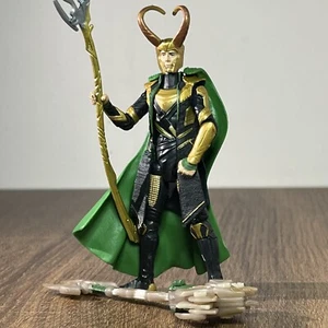 Marvel Avengers : Loki Cosmic Spear - 2012 - Complete - Hasbro - Action Figure - Picture 1 of 23