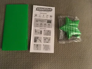 SNAPSTAR Green Screen Photo Wall and Stand  - NEW Factory Sealed! - Picture 1 of 3