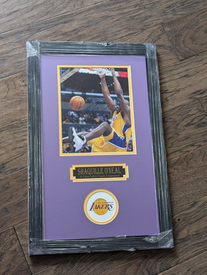 FOTO 8x10 SHAQUILLE "SHAQ" O'NEAL AUTOGRAFIADA DE LOS ANGELES LAKERS - ¡CERTIFICADA! Foto 1 de 3