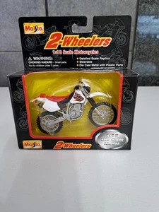 Modellino collettore pressofuso Maisto 1:18 HONDA XR400R + espositore - Foto 1 di 2