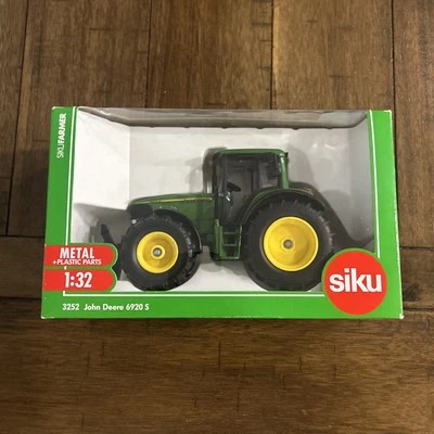 John Deere 6920S MFWD Tractor- 1/32 new open box - Image 1 of 4
